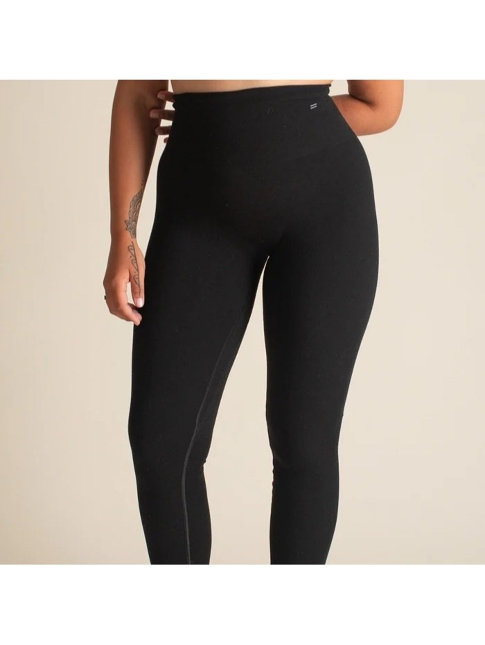 Branwyn Size S Black Essential Compressive Legging 25"